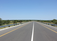 赞比亚ZIMBA-LIVINGSTONE43公里公路竣工路面